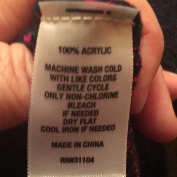 Cardigan, pink Plaid - Picture 2 of 4